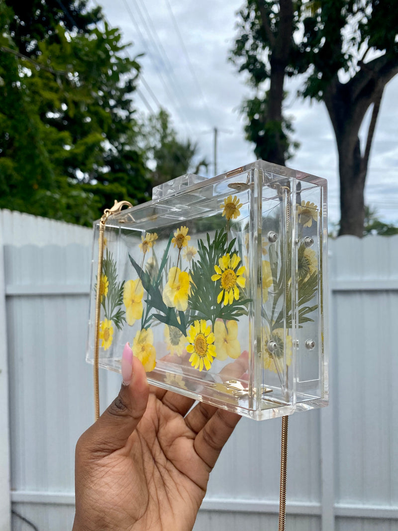 RESIN CLUTCH